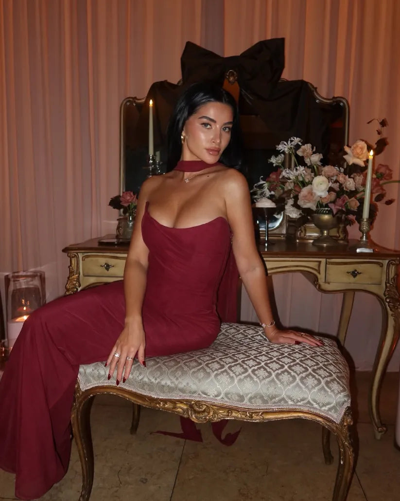 Amarenne - Strapless Bodycon Maxi Dress