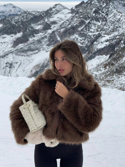 Amarenne - Cropped Faux Fur Jacket with Wide Collar
