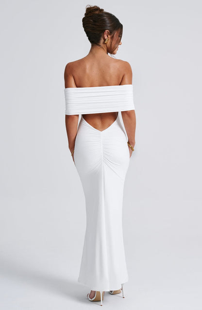 Amarenne - Backless Maxi Dress