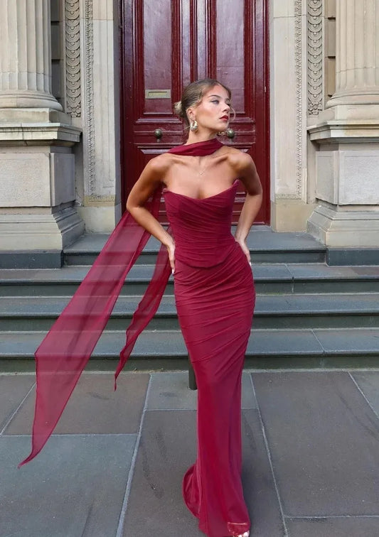 Amarenne - Strapless Bodycon Maxi Dress